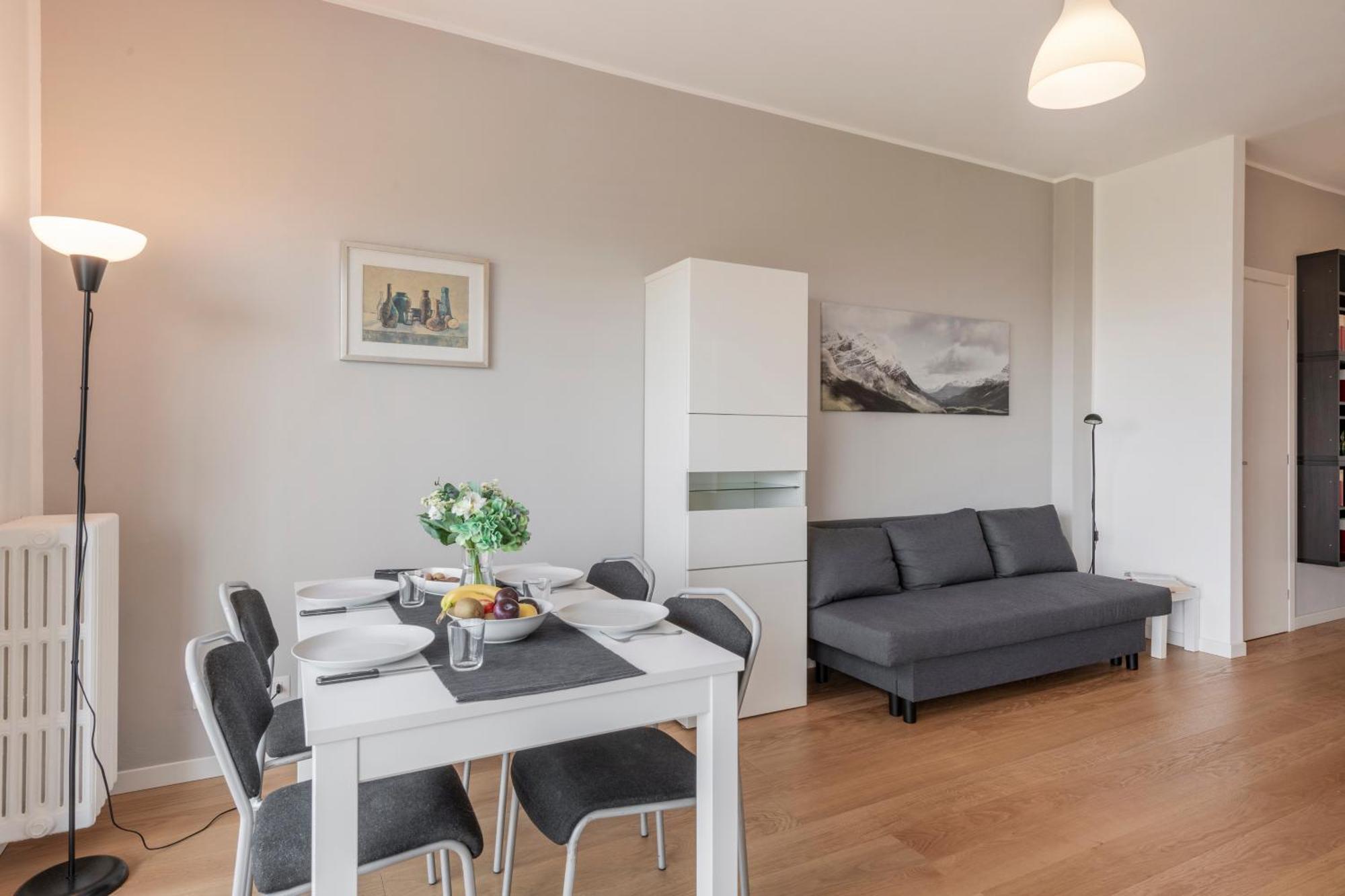 Omodeo, 19 - Ampio E Panoramico Apartment มิลาน ภายนอก รูปภาพ