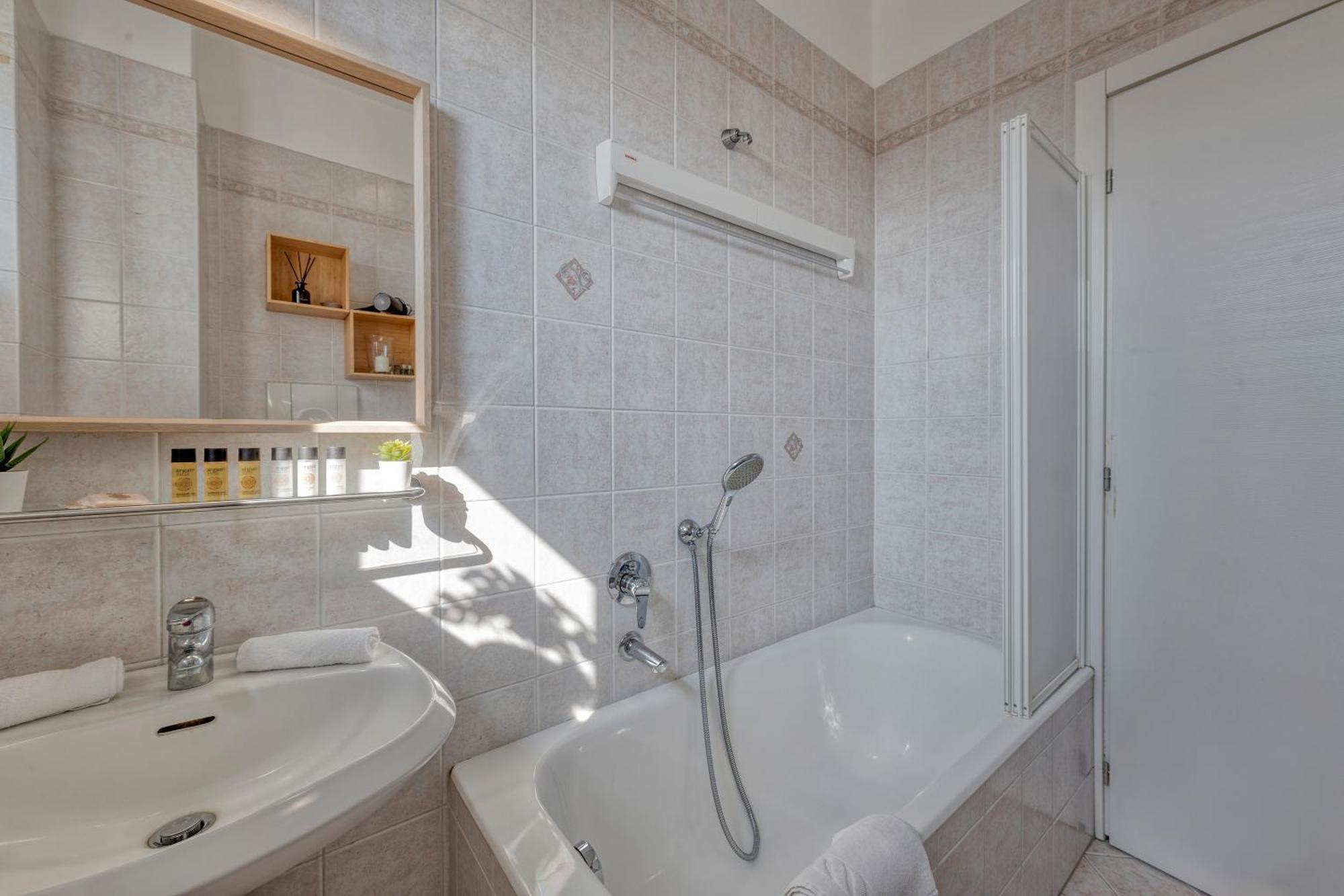 Omodeo, 19 - Ampio E Panoramico Apartment มิลาน ภายนอก รูปภาพ